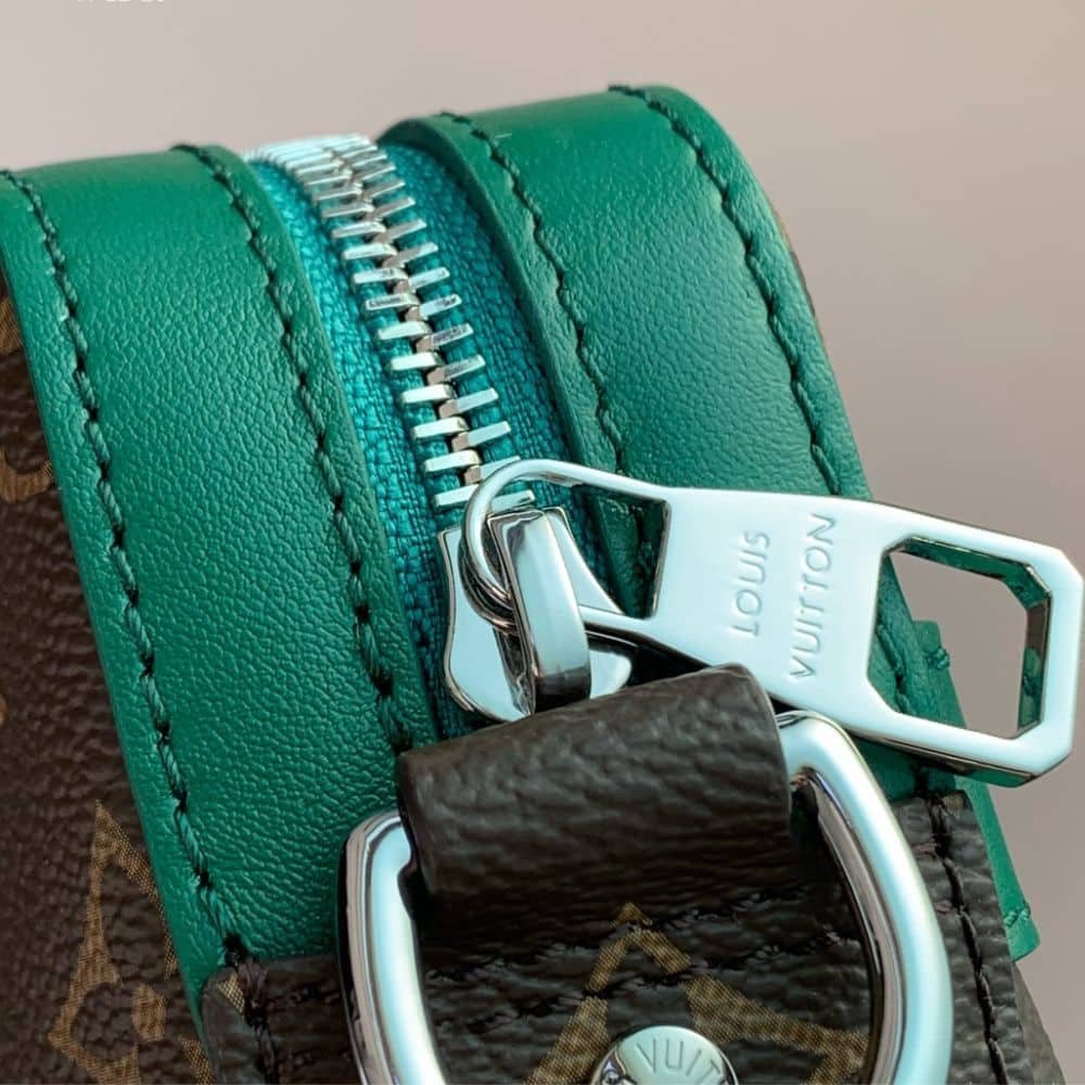 Louis Vuitton Trio Messenger Green 25cm M12766
