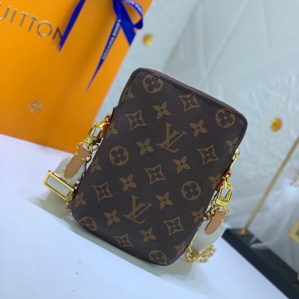 Louis Vuitton Utility Phone Pocket 19cm M80746