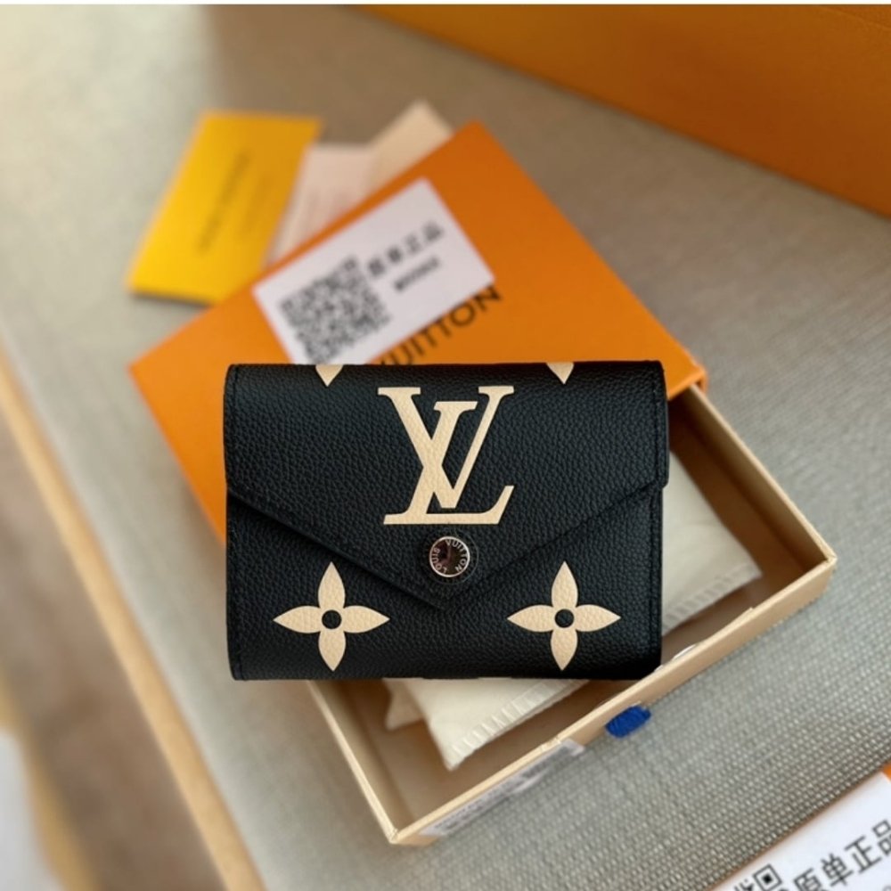 Louis Vuitton Victorine Wallet Black And Cream Monogram 12Cm M80968