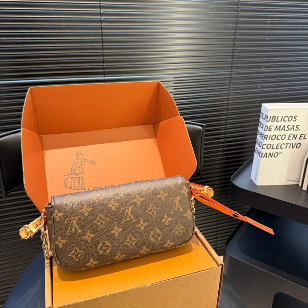 Louis Vuitton Wallet On Chain Ivy Bag Monogram Brown 22cm M81911