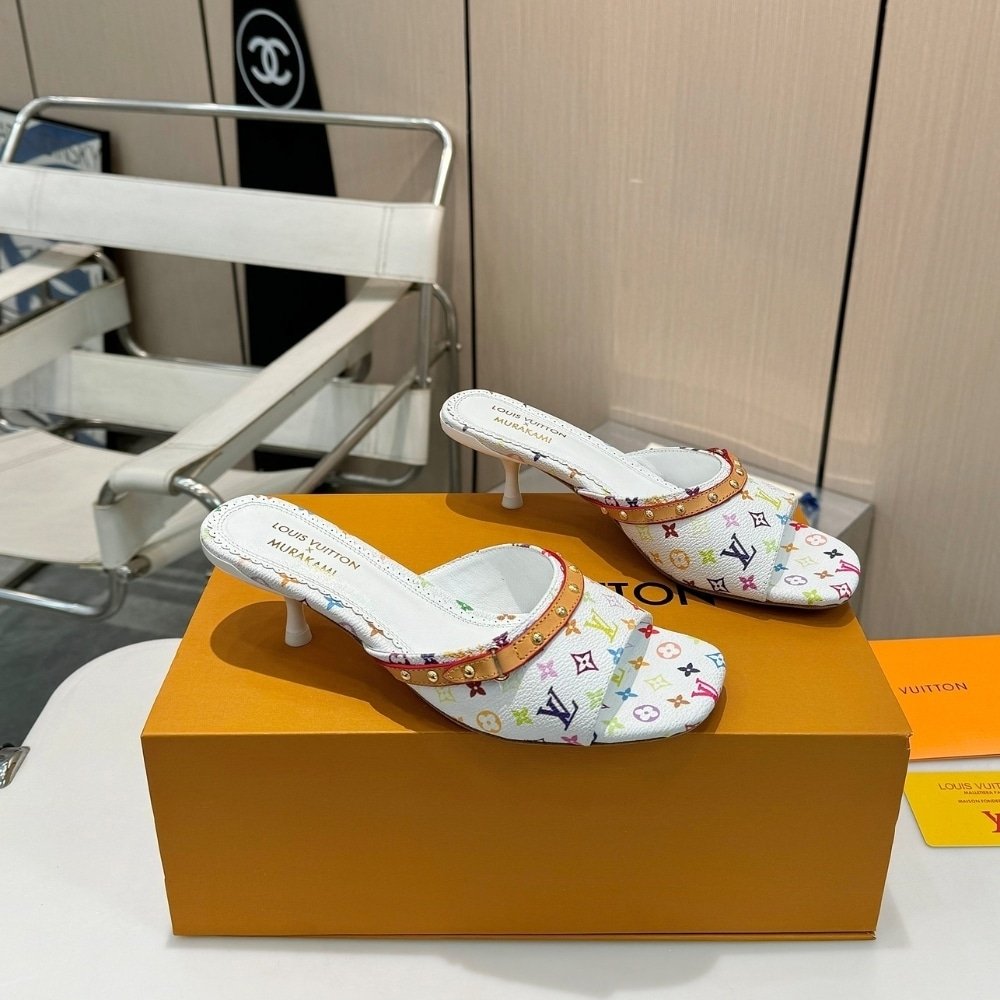 Louis Vuitton x Takashi Murakami 6AM Mule White 1AGWTE