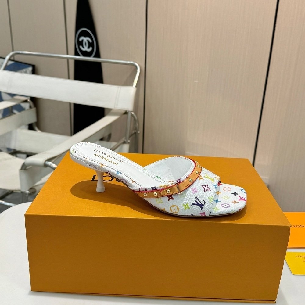 Louis Vuitton x Takashi Murakami 6AM Mule White 1AGWTE