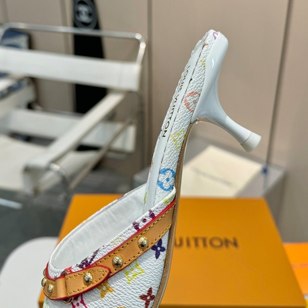 Louis Vuitton x Takashi Murakami 6AM Mule White 1AGWTE