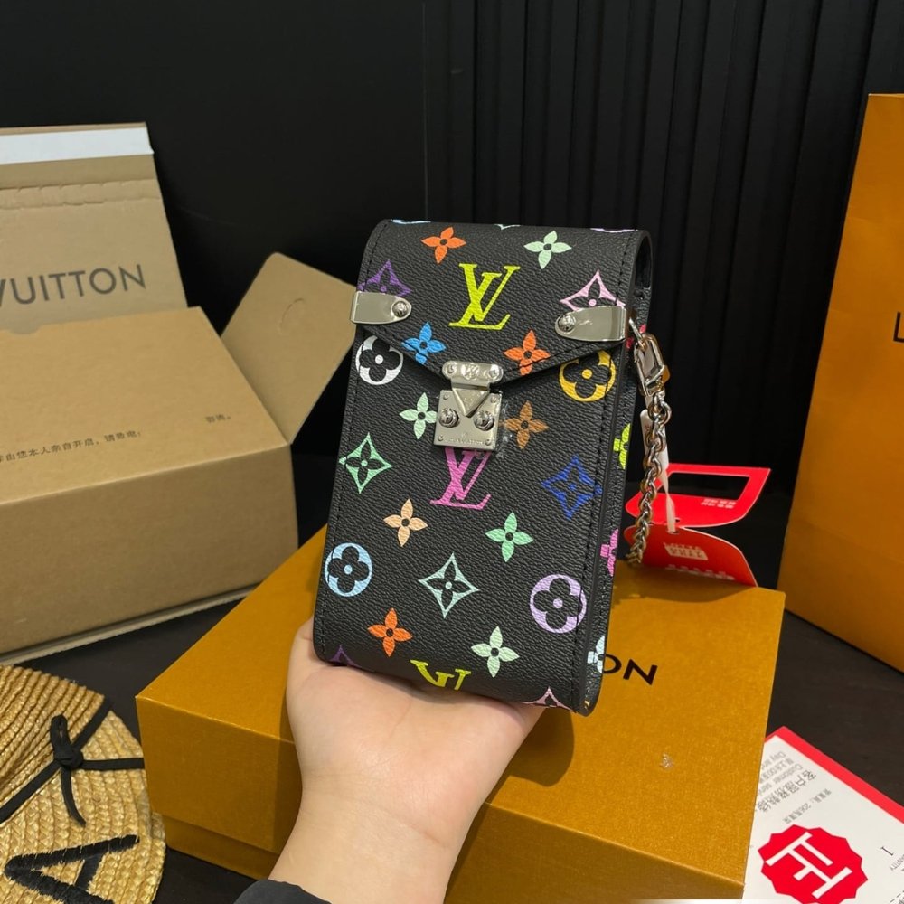 Louis Vuitton X Takashi Murakami Phone Pouch Métis Multicolored 17Cm M14098