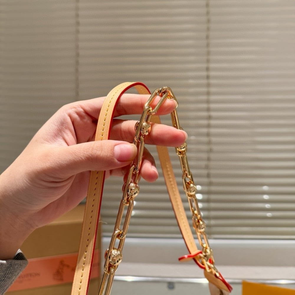 Louis Vuitton X Takashi Murakami Pochette Accessories Multicolore Blanc 21cm M13404