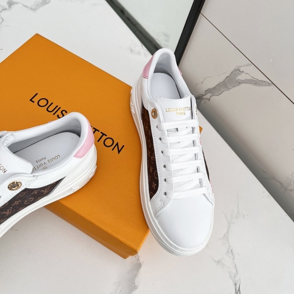 Louis Vuitton x Takashi Murakami Timeout Sneaker Cherry Blossom White 1AGWOL