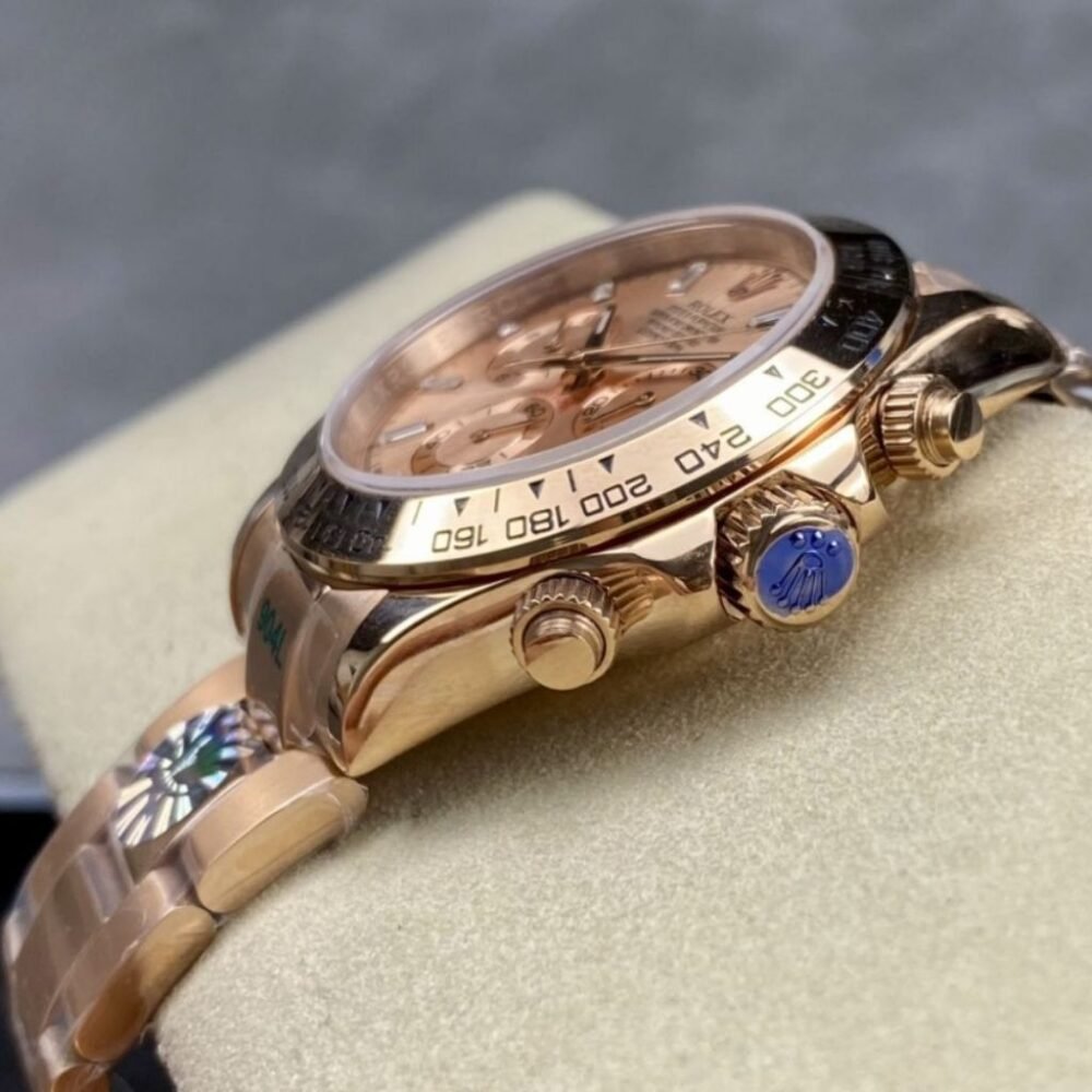Rolex Cosmograph Daytona 40mm Everose Gold 116505 0013