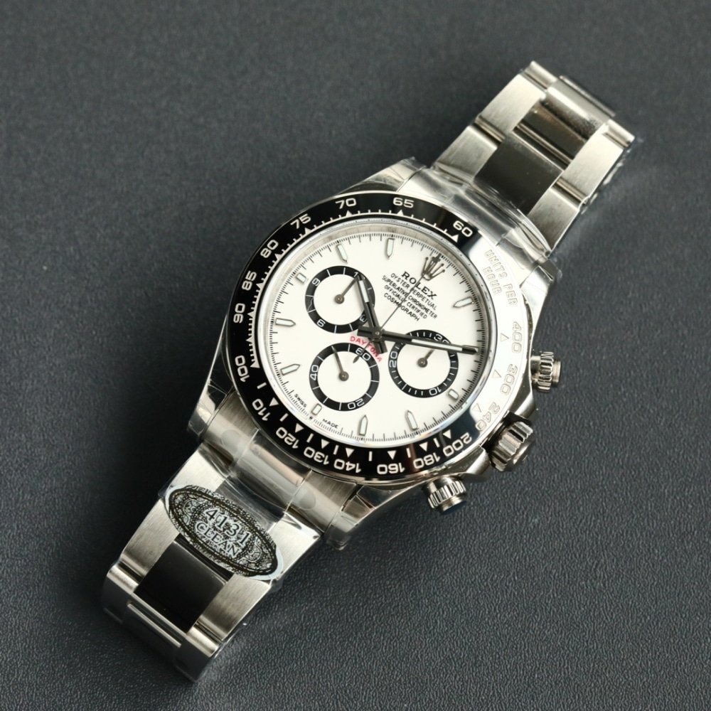 Rolex Cosmograph Daytona Oyster Silver White Dial 40mm 126500LN