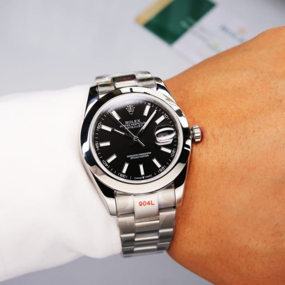 Rolex Datejust 41 Oyster Silver Black Dial 41mm 126300 0011