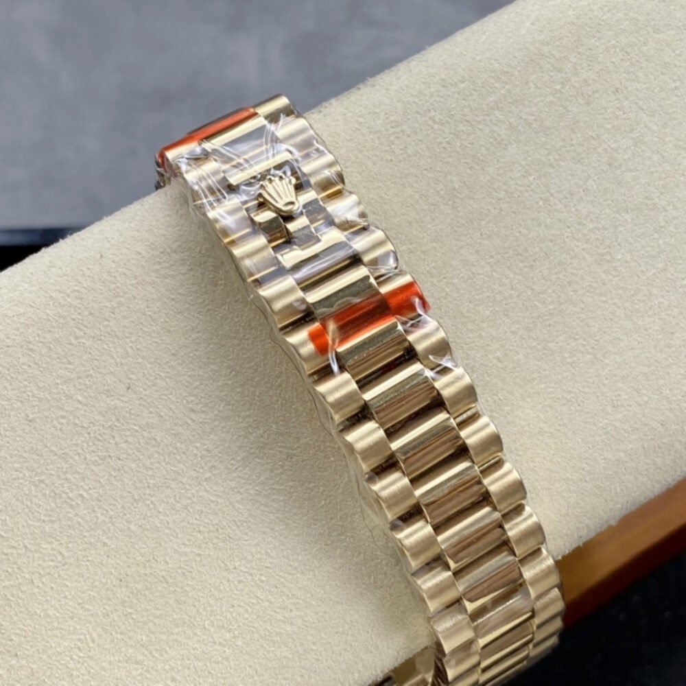 Rolex Day Date Yellow Gold Dial 40mm 128348RBR