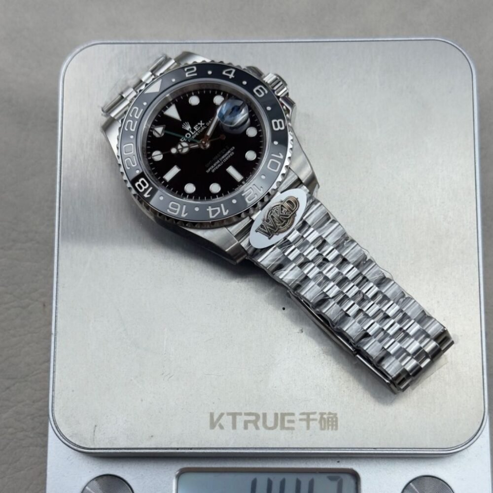 Rolex GMT Master II Bruce Wayne Jubilee 40mm 126710GRNR 0003