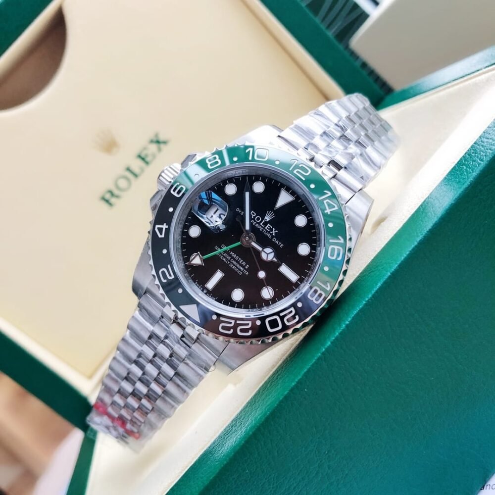 Rolex GMT Master II Oyster Silver Black Dial Green 40mm 126720VTNR 0002