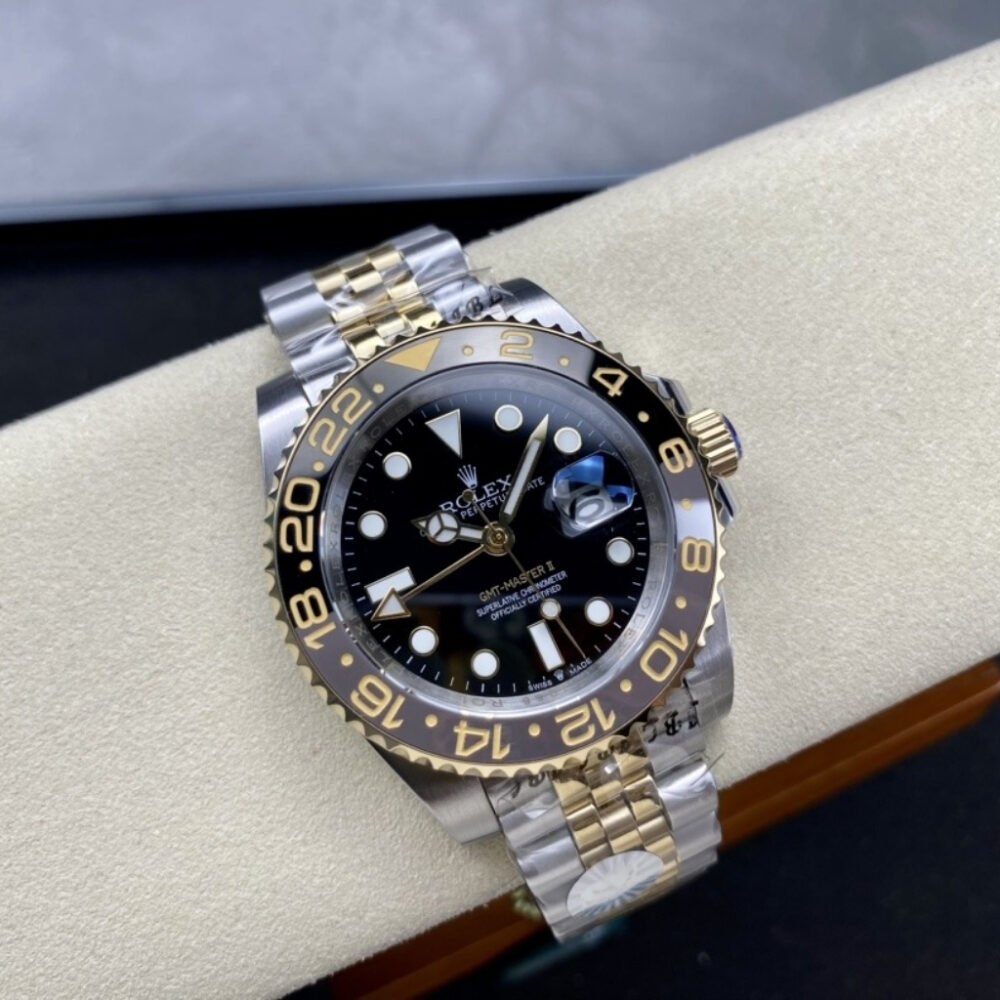 Rolex GMT Master II Oystersteel And 18K Yellow Gold 40mm 126713GRNR 0001