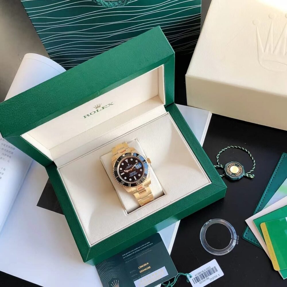 Rolex Submariner Date Oyster Gold Black Dial 40mm 126618LN