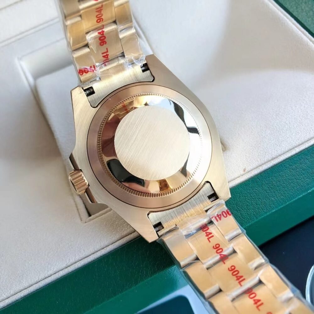 Rolex Submariner Date Oyster Gold Black Dial 40mm 126618LN