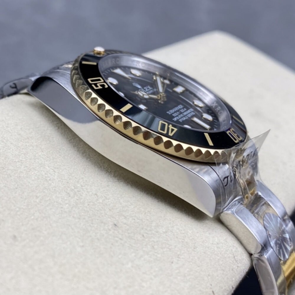 Rolex Submariner Date Oyster Gold Black Dial 41mm 126613LN 0002