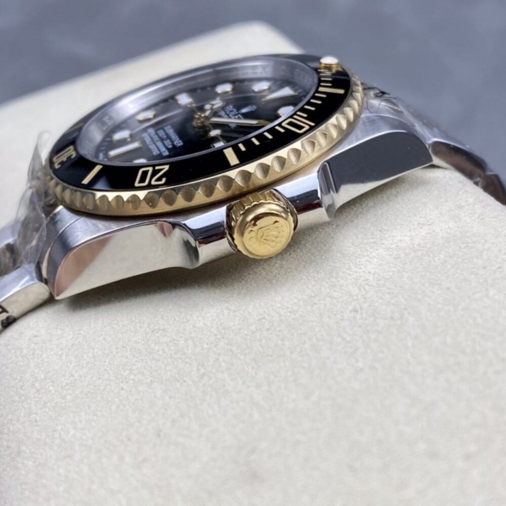Rolex Submariner Date Oyster Gold Black Dial 41mm 126613LN 0002