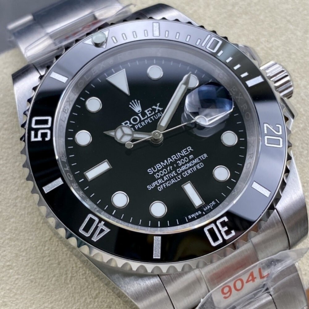 Rolex Submariner Oystersteel Black Dial 41mm 124060 0001