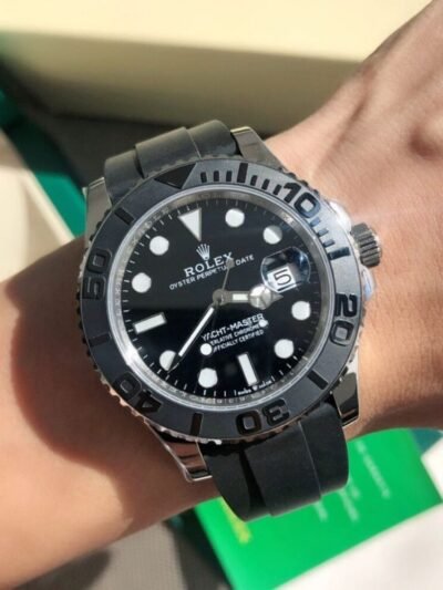 Rolex Yacht Master Oyster Black Dial And Silver 40mm 226659