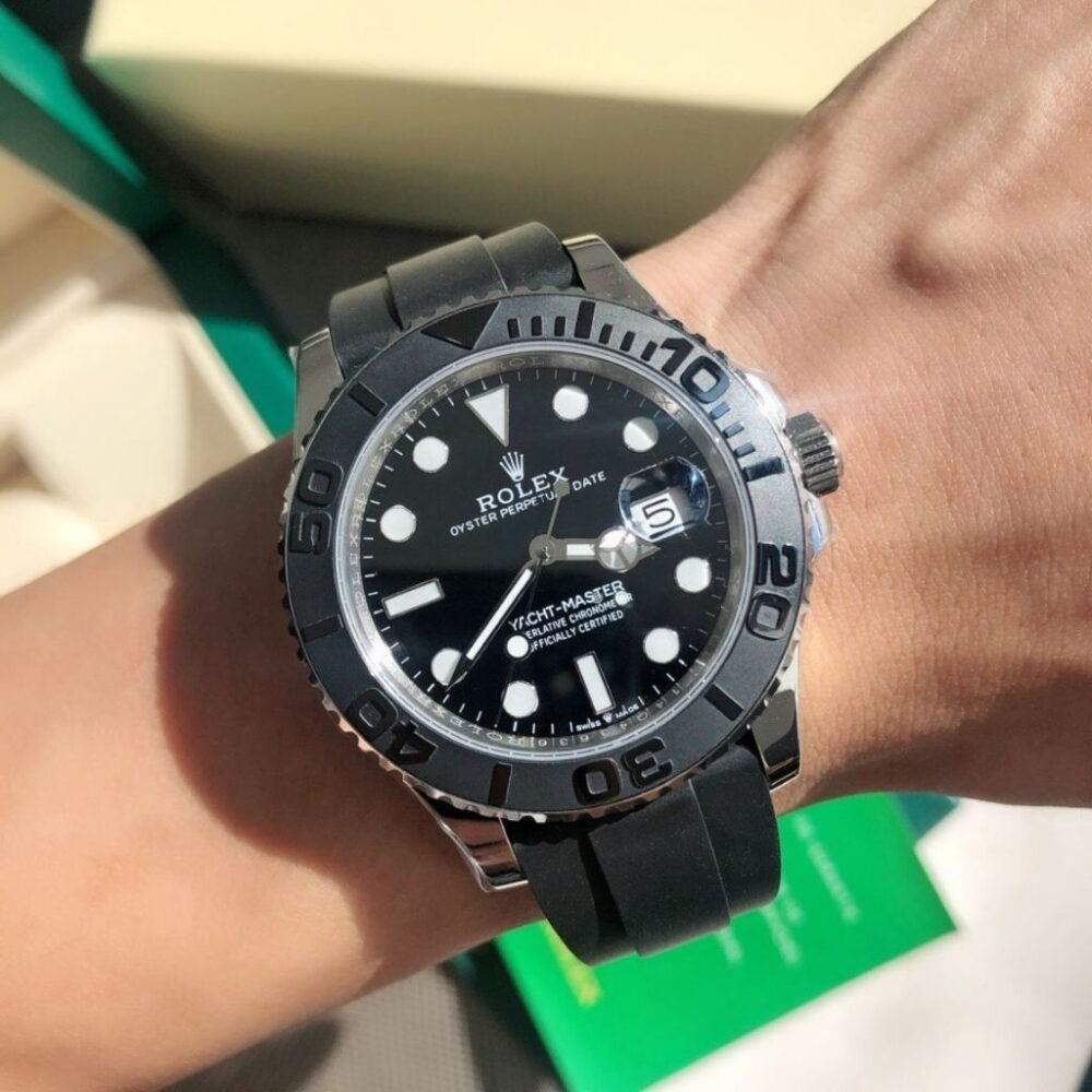 Rolex Yacht Master Oyster Black Dial And Silver 40mm 226659