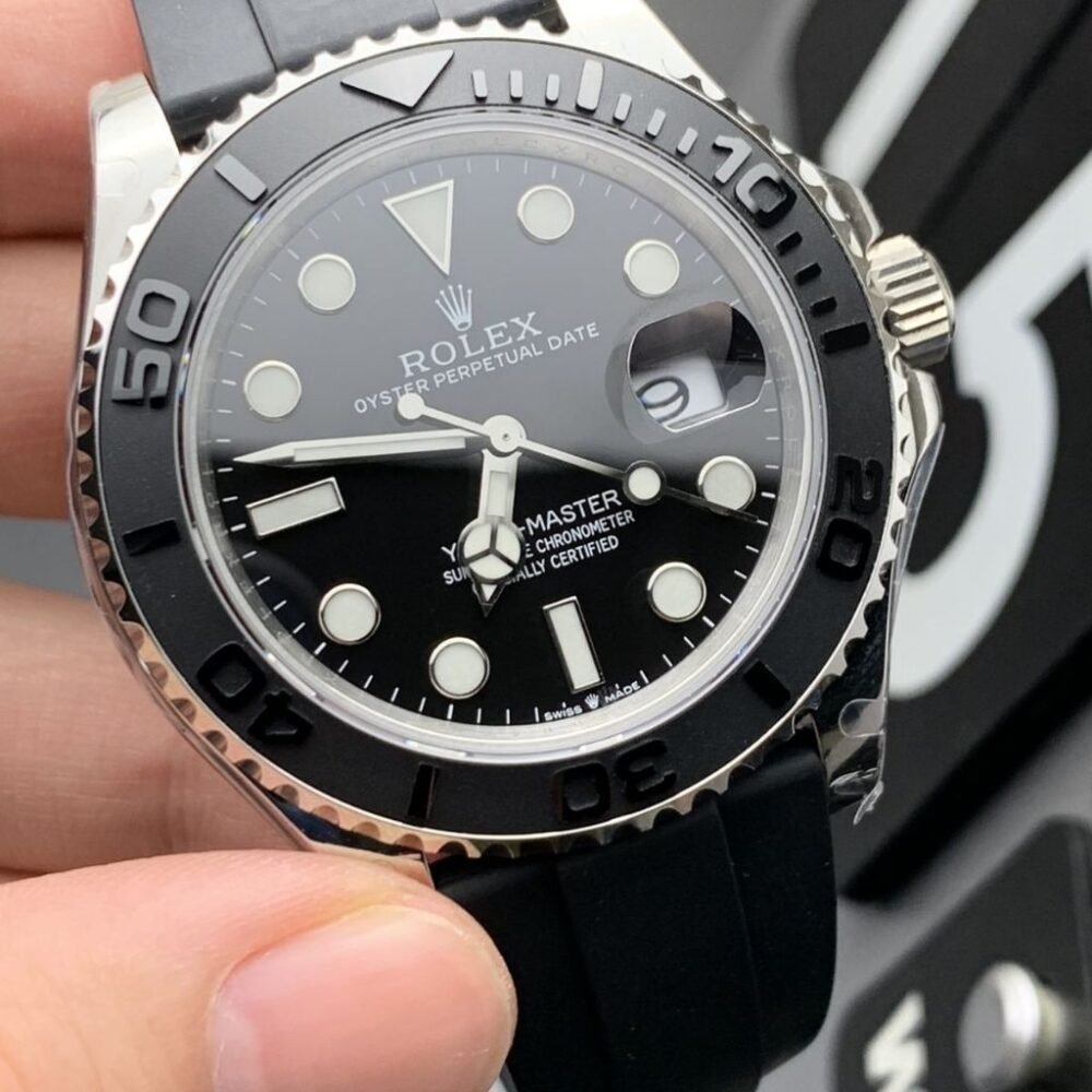 Rolex Yacht Master Oyster Black Dial And Silver 40mm 226659