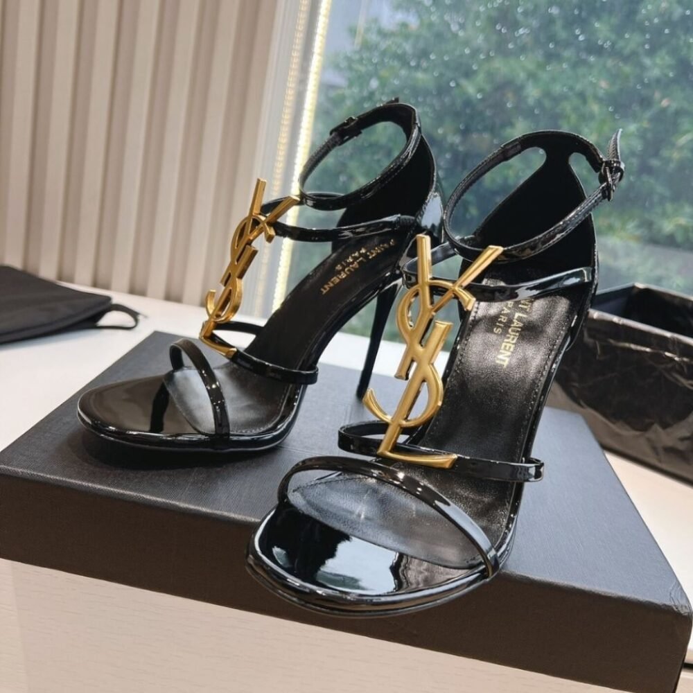 Saint Laurent Cassandra High Heels In Black 6301091TVKK1000