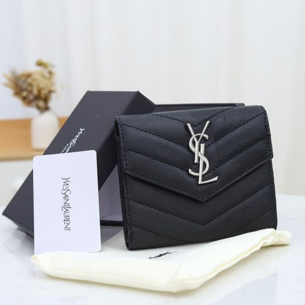 Saint Laurent Cassandre Matelassé Small Envelope Wallet In Grain De Poudre Leather Black Silver 13Cm 414404BOW021000