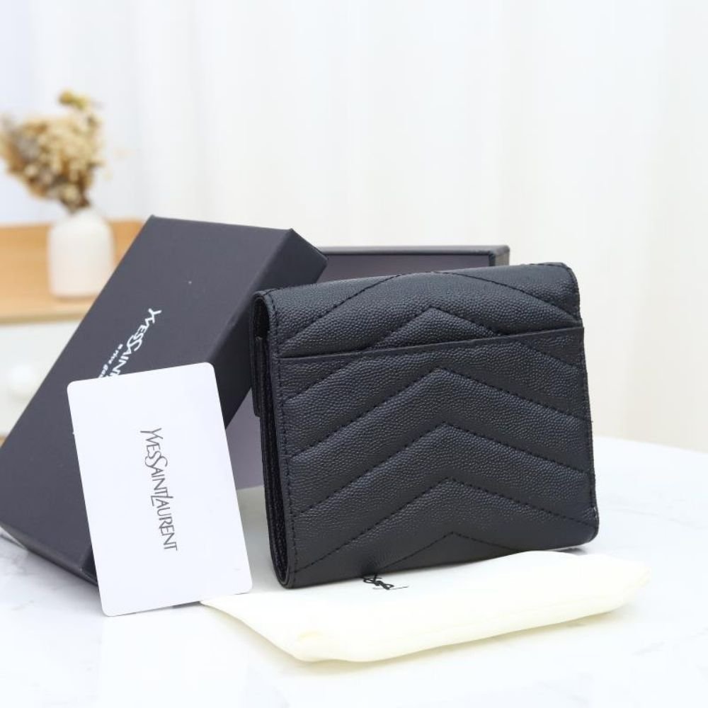 Saint Laurent Cassandre Matelassé Small Envelope Wallet In Grain De Poudre Leather Black Silver 13Cm 414404BOW021000