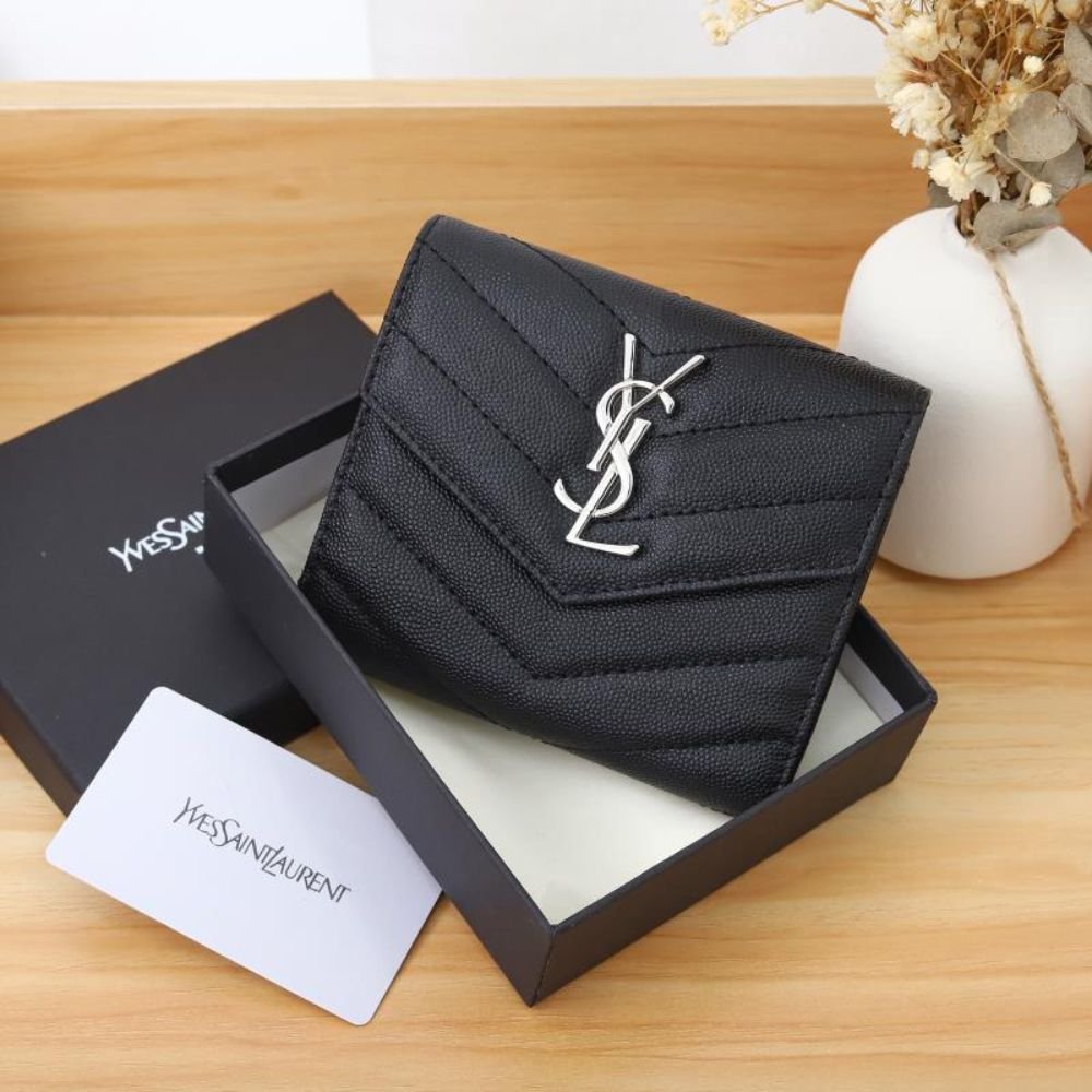 Saint Laurent Cassandre Matelassé Small Envelope Wallet In Grain De Poudre Leather Black Silver 13Cm 414404BOW021000