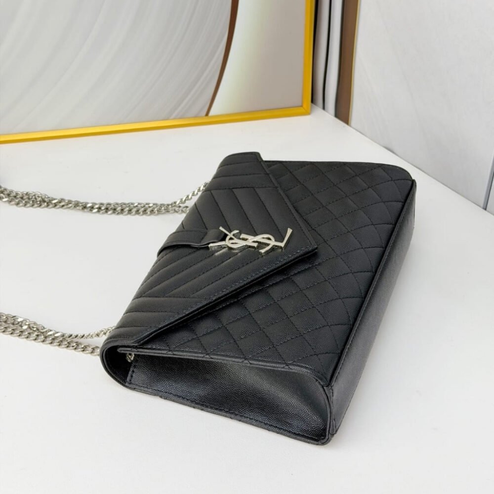 Saint Laurent Envelope Medium In Quilted Grain De Poudre Embossed Leather Black 24Cm 600185BOW921000