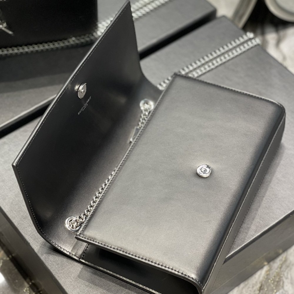 Saint Laurent Kate Medium In Grain De Poudre Embossed Leather Black Silver 24cm 364021BOW0N1000