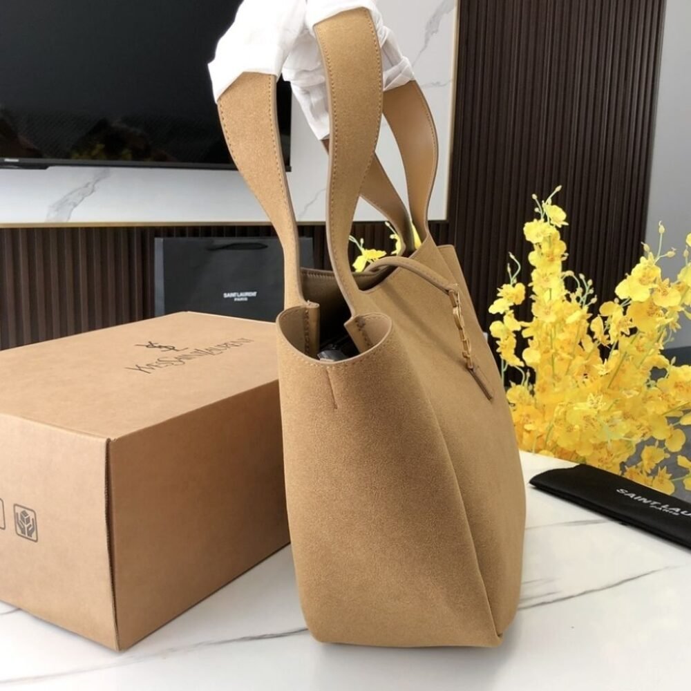 Saint Laurent Le 5 À 7 Bea En Suède Golden Leaf 50cm 763435008IW3194