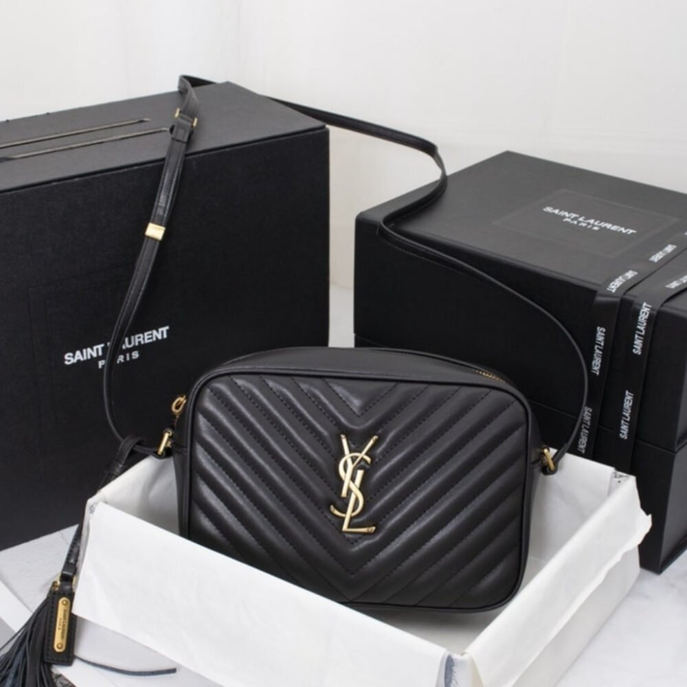 Saint Laurent Lou Camera Bag In Quilted Black Gold Leather 23Cm 612544DV7071000