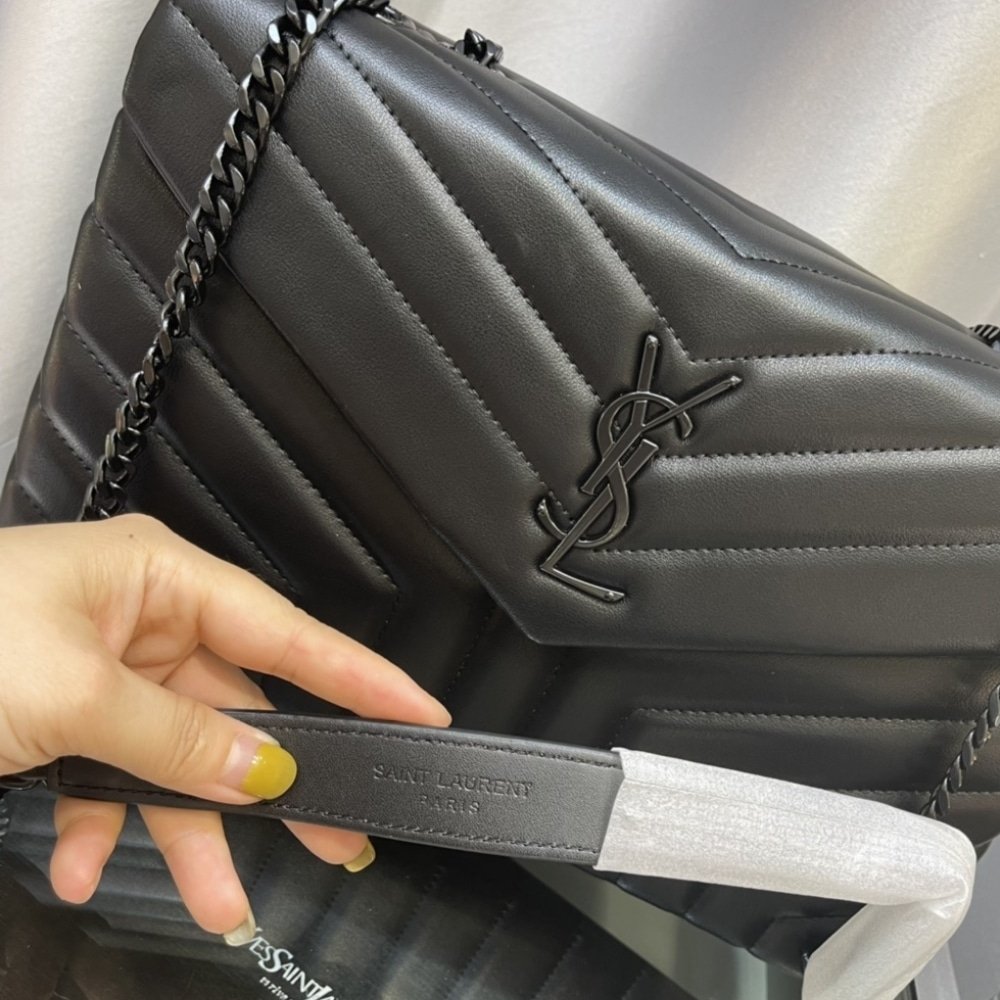 Saint Laurent Loulou Medium Full Black Shoulder Bag 32cm 574946DV7281000