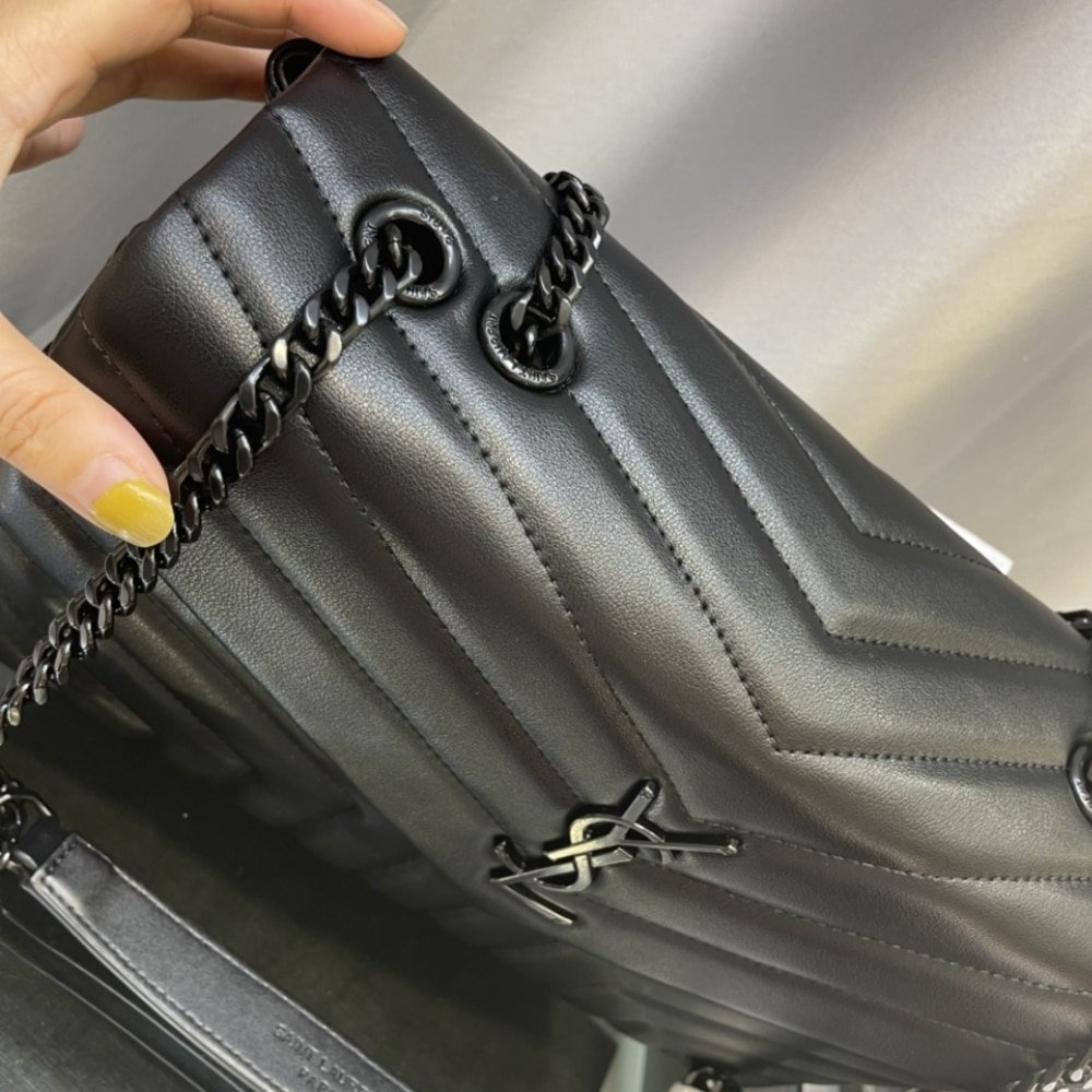 Saint Laurent Loulou Medium Full Black Shoulder Bag 32cm 574946DV7281000