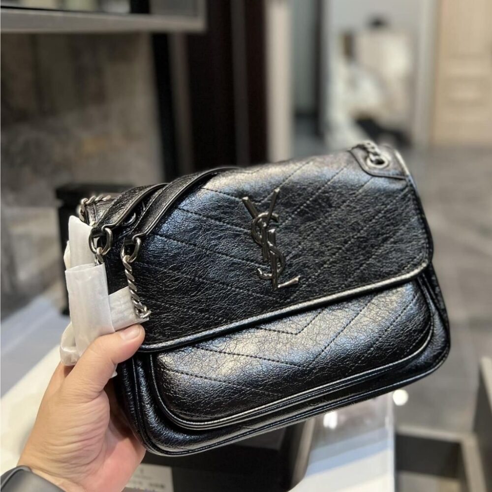 Saint Laurent Niki Medium In Vintage Leather Black With Silver Hardware 28Cm
