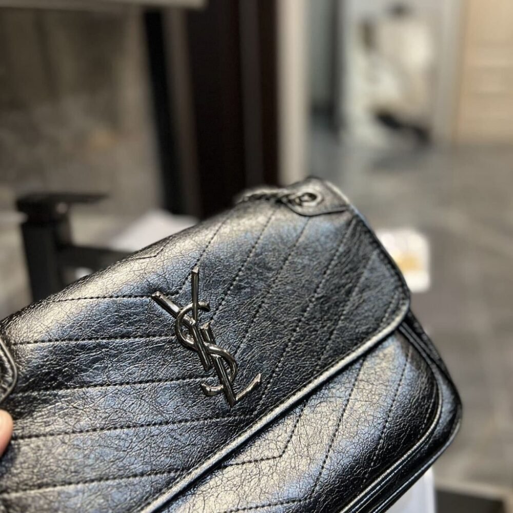 Saint Laurent Niki Medium In Vintage Leather Black With Silver Hardware 28Cm