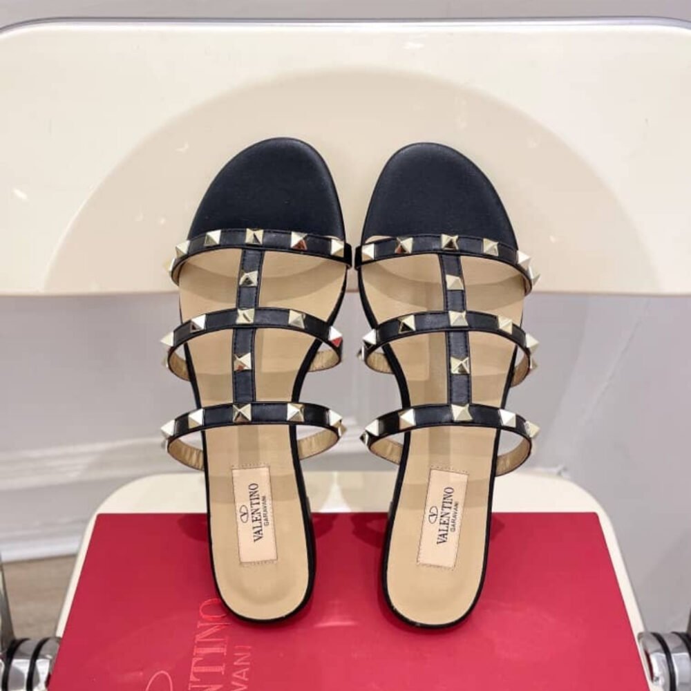Valentino Garavani Rockstud Flat Slide Sandal Black 5W2S0C49VOD 0NO