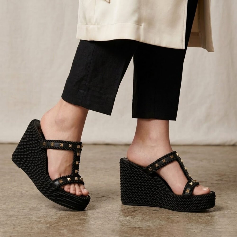 Valentino Rockstud Wedge In Black 90mm 4W2S0GI5BAE 0NO