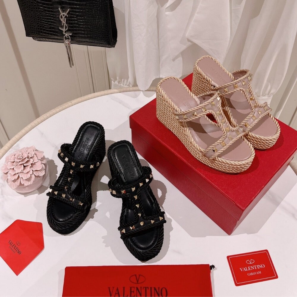 Valentino Rockstud Wedge In Black 90mm 4W2S0GI5BAE 0NO